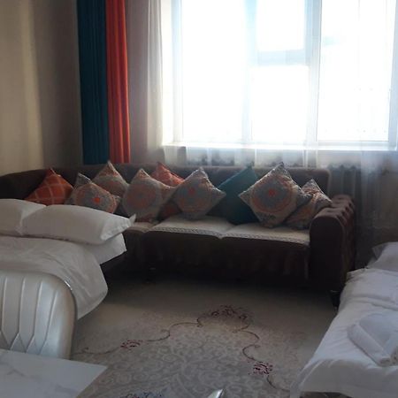 3 Rooms Apartment In The Centre Of Ulgii City Экстерьер фото